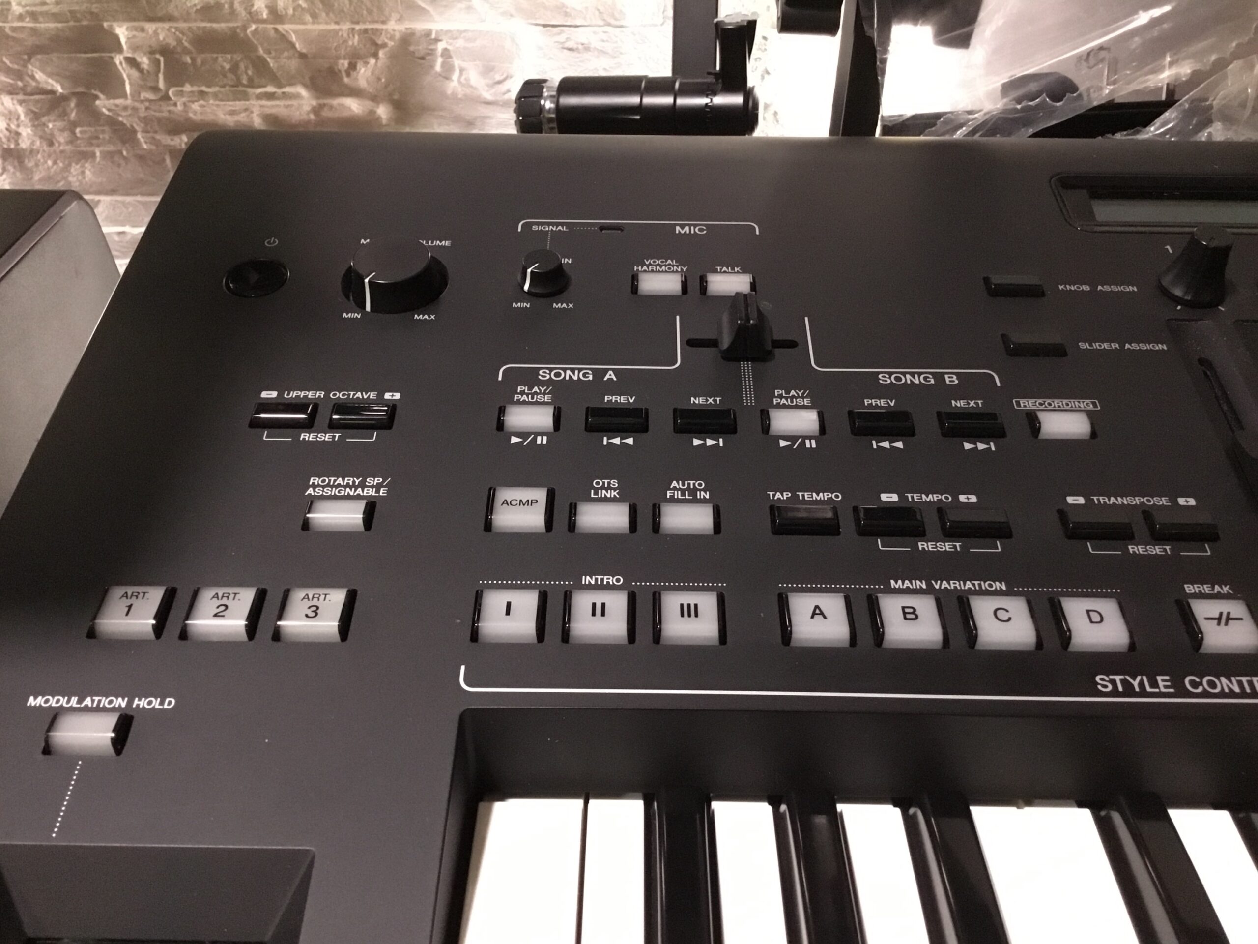 Yamaha Genos tastiera arranger 76 tasti usato