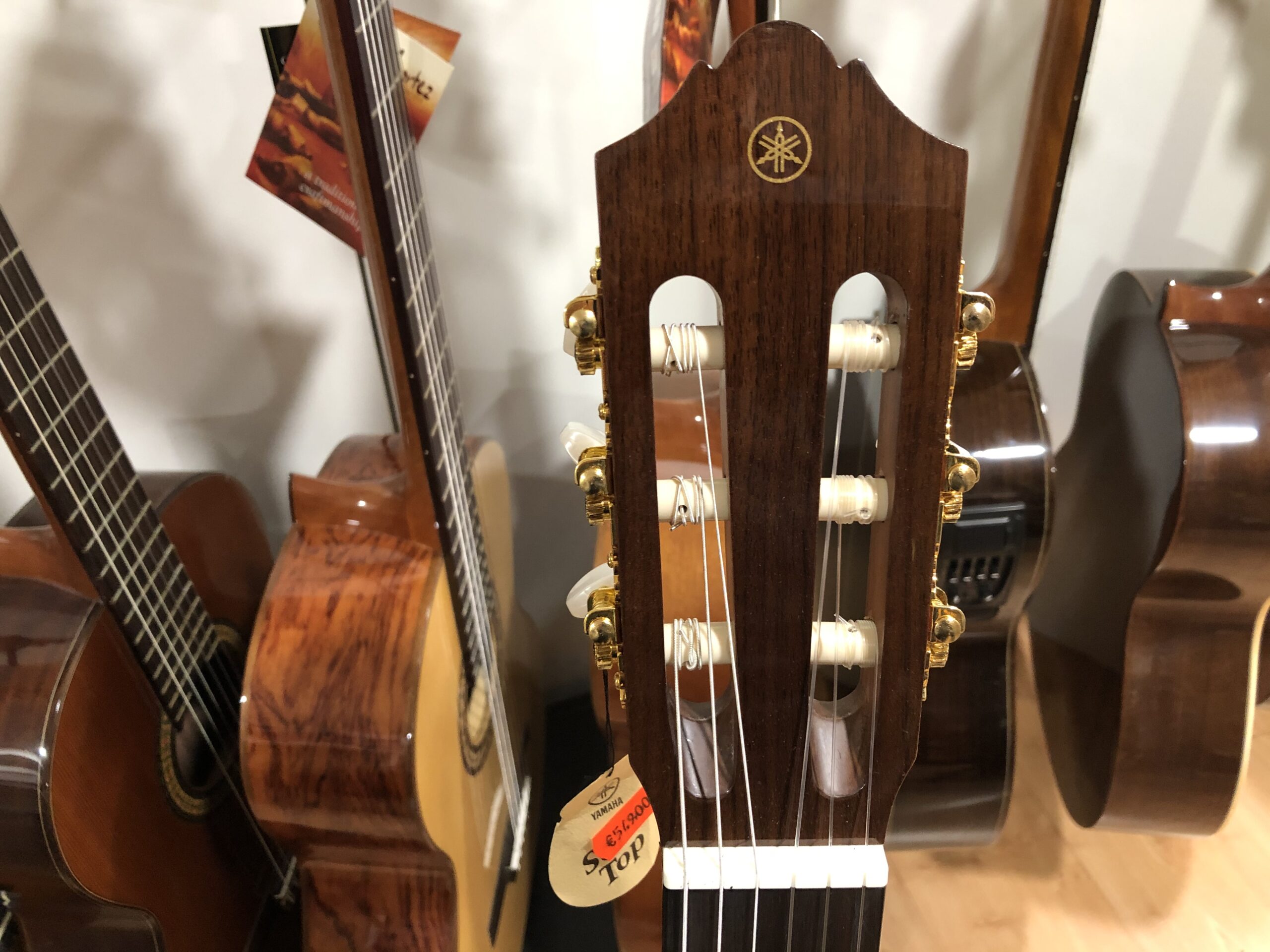 Yamaha CG-TA TransAcoustic chitarra classica nylon