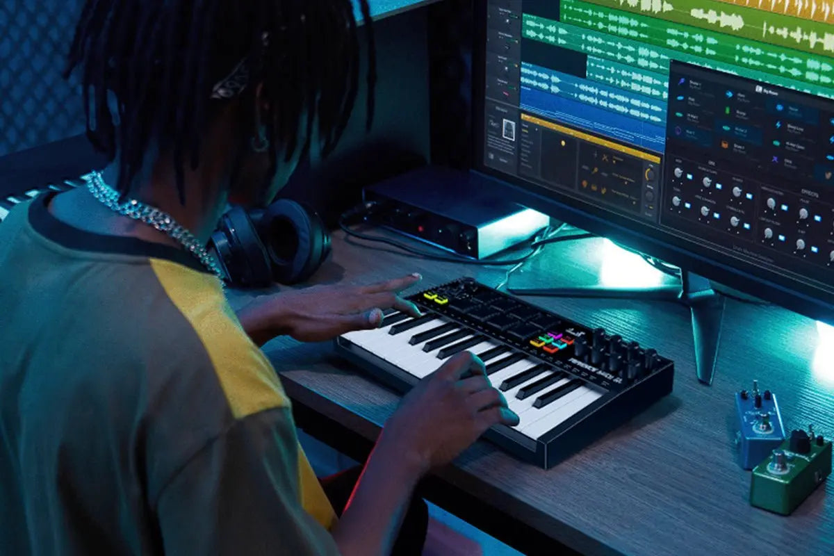 Terence MIDI 25 Tastiera Controller 25 Tasti con Pad RGB