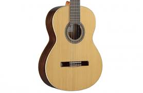 Alhambra 2C Chitarra Classica con Custodia Tavola Massiccia