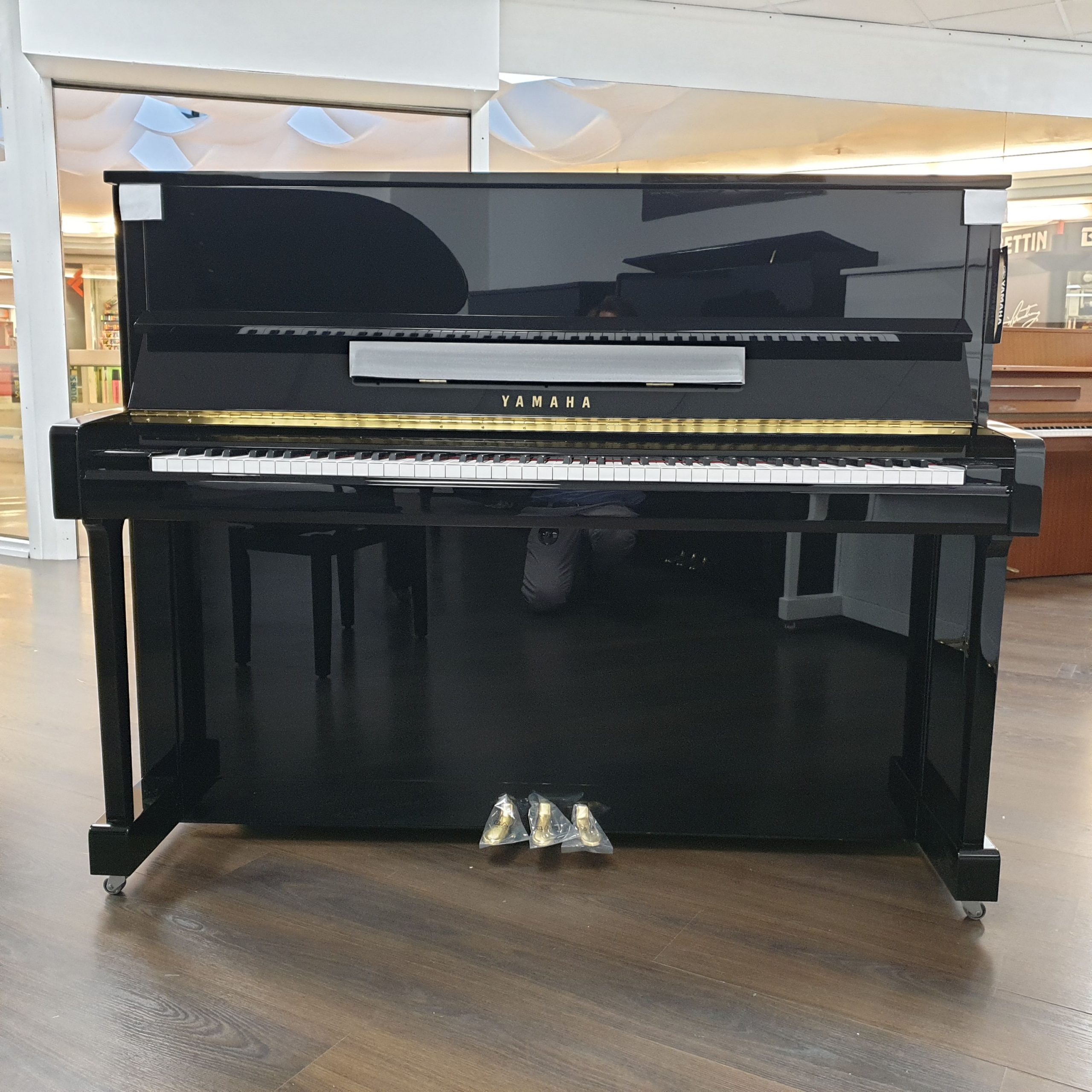 Yamaha B3 SC3 pianoforte verticale nero silent nuovo