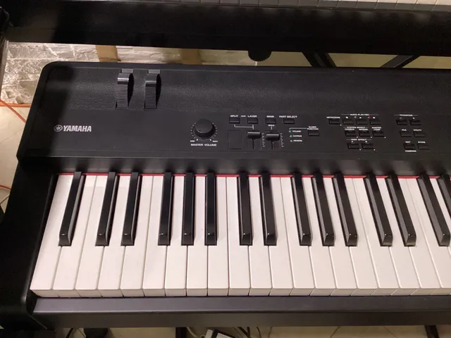 Yamaha CP40 stage piano 88 tasti usato
