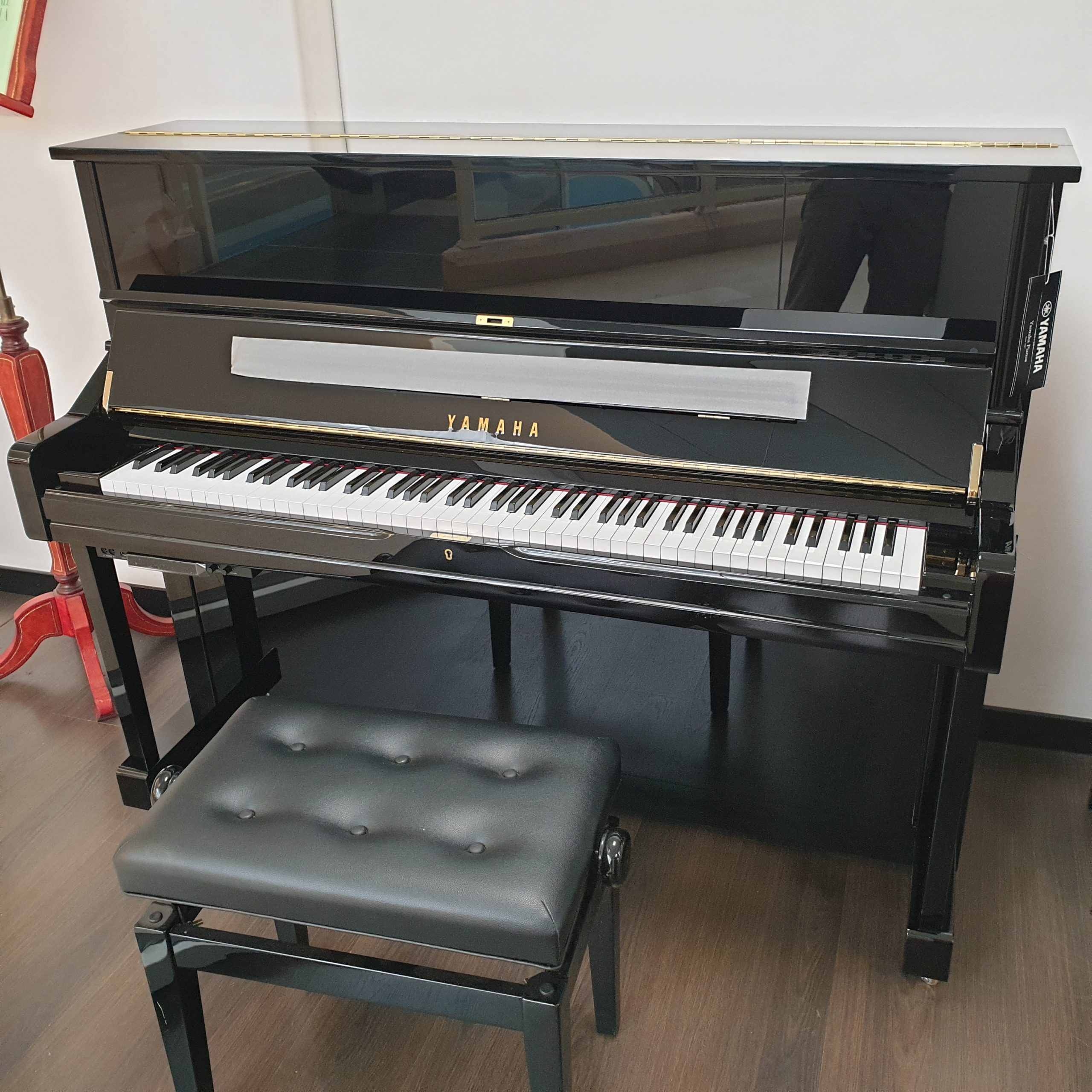 Yamaha U1 pianoforte verticale Disklavier Enspire ST