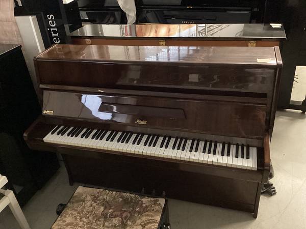 Rösler Studio Pianoforte Verticale Usato 110 cm