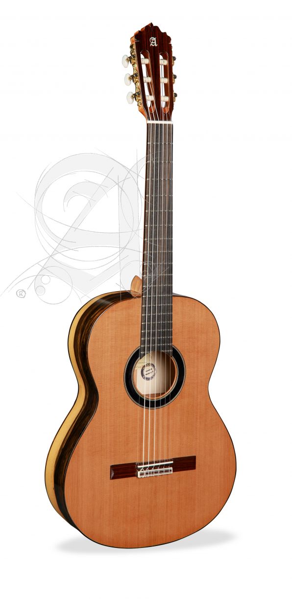 Alhambra 6 Olivo chitarra classica cedro ulivo
