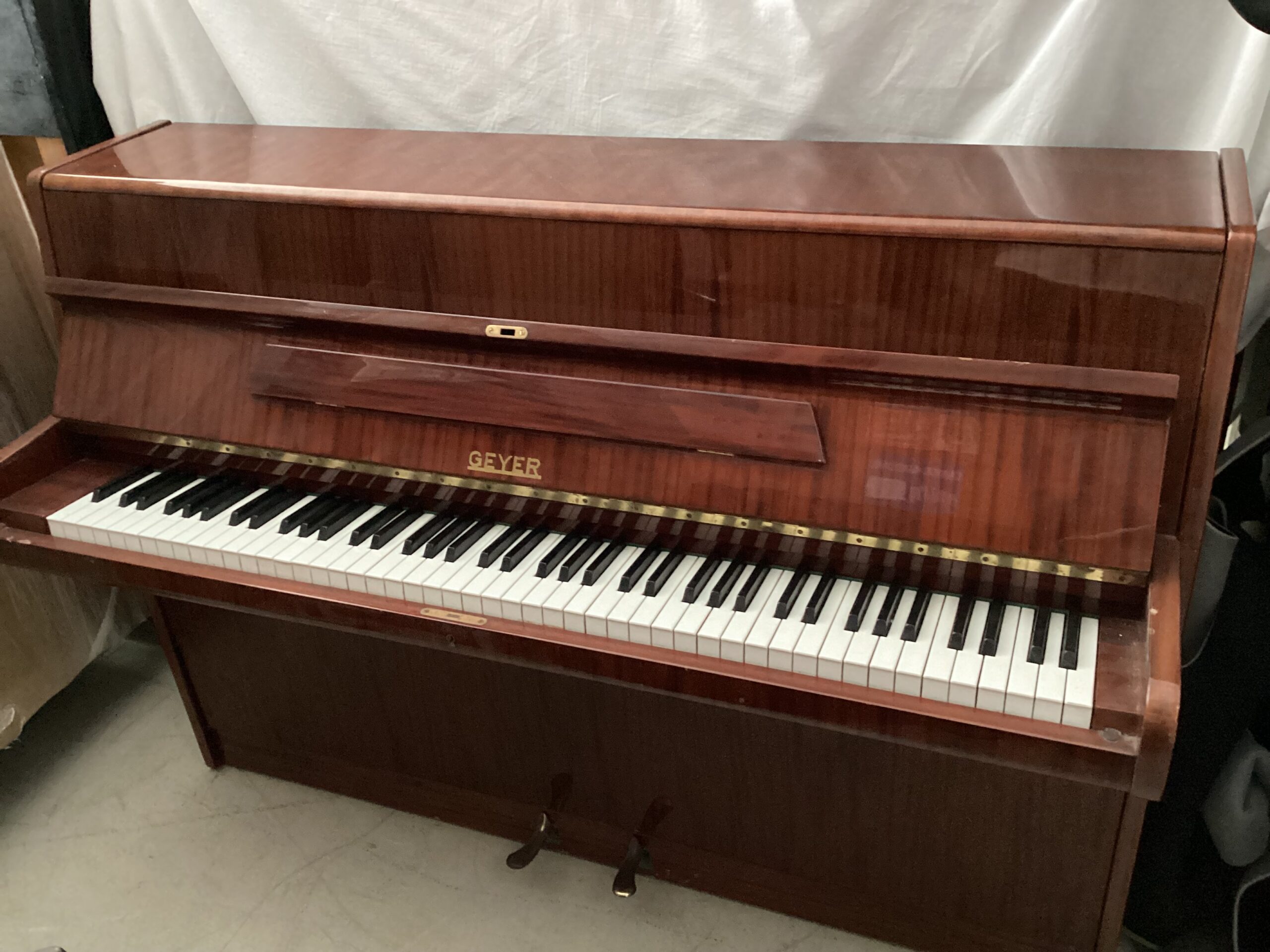Geyer Pianoforte verticale acustico mogano lucido usato