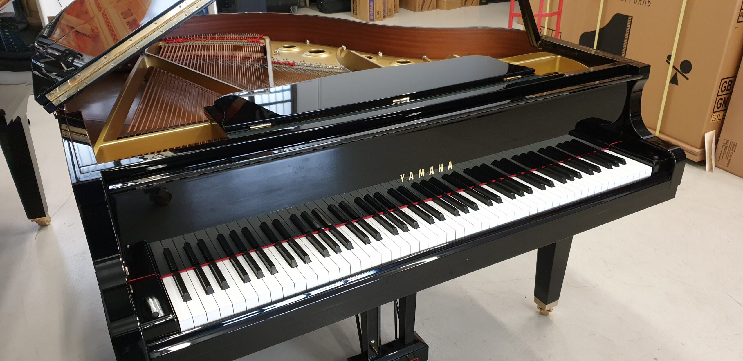 Yamaha A1 pianoforte a coda codino
