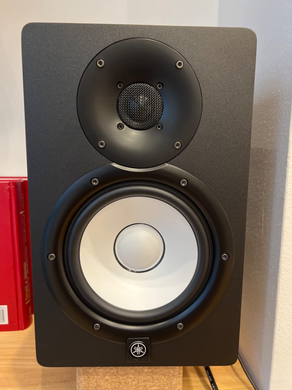 Yamaha HS7 Monitor Studio Nero 6.5" Bi-Amplificato