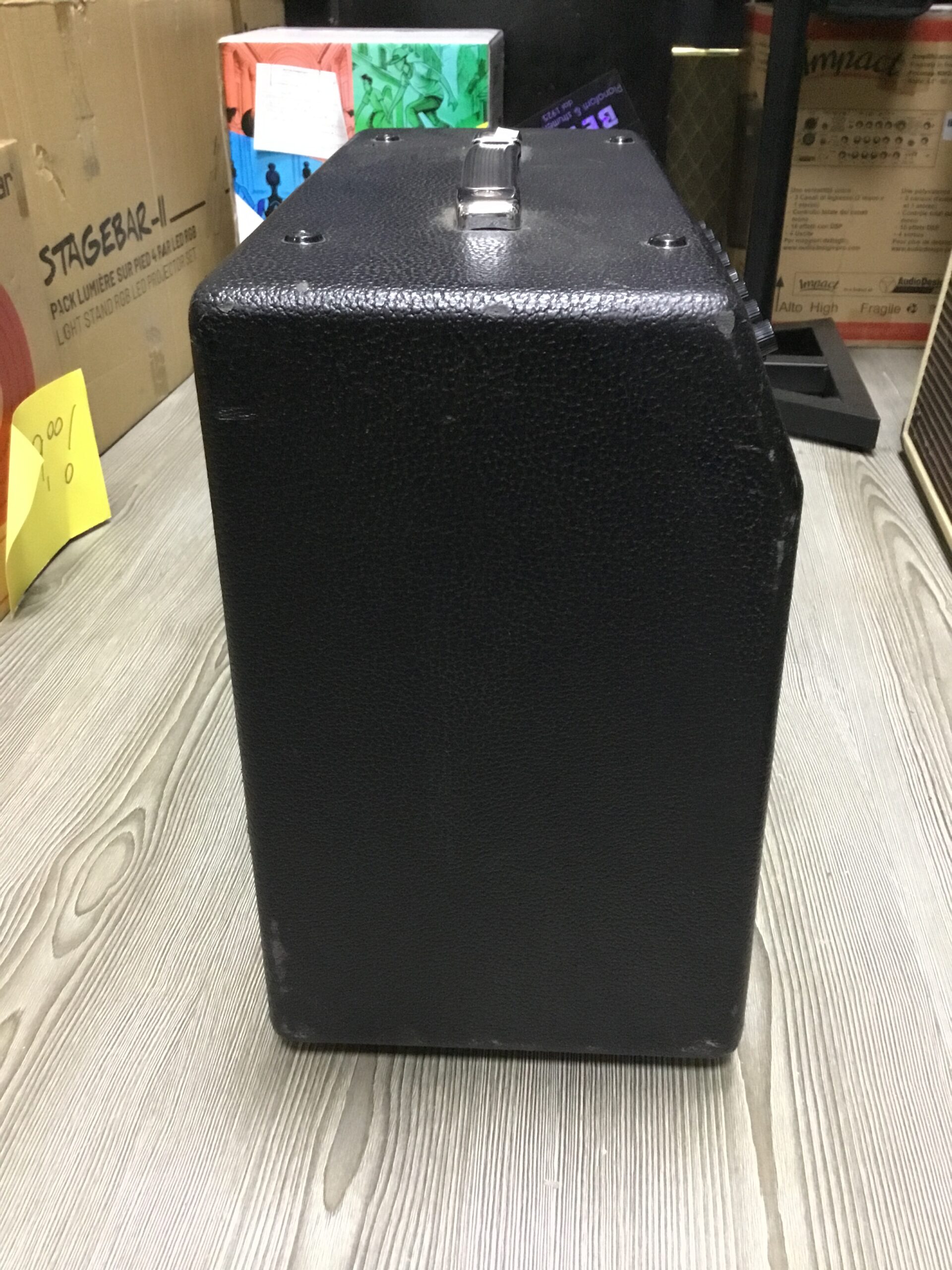 Fender SuperChamp XD amplificatore chitarra valvolare usato 15W